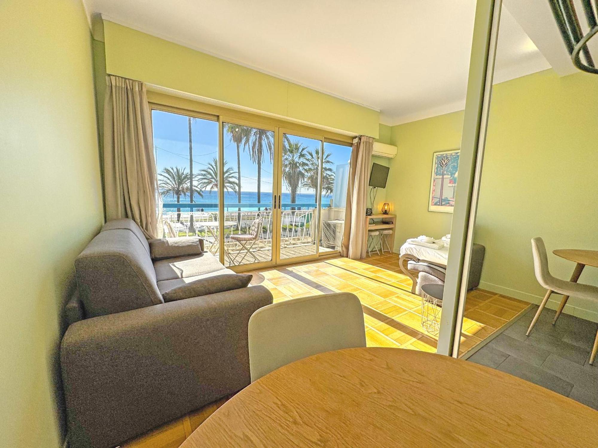Promenade Holiday - Suffren Beach Ницца Экстерьер фото